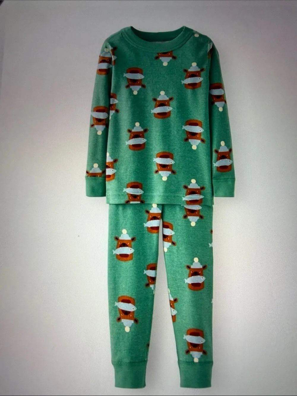 Hanna Andersson Fishing Bear PJ Set, 10